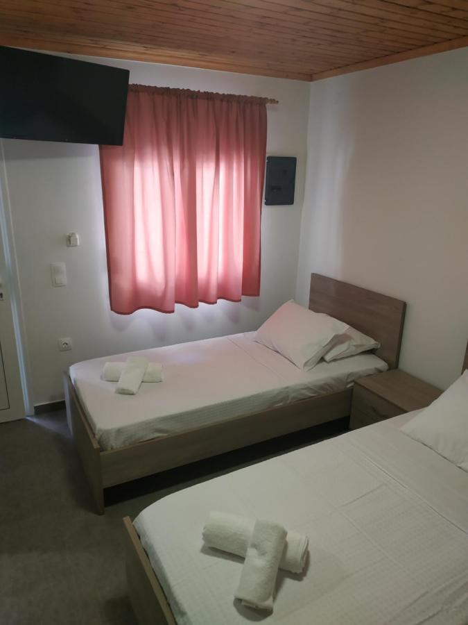 Agelikis' Apartments Nea Kallikrateia Dış mekan fotoğraf