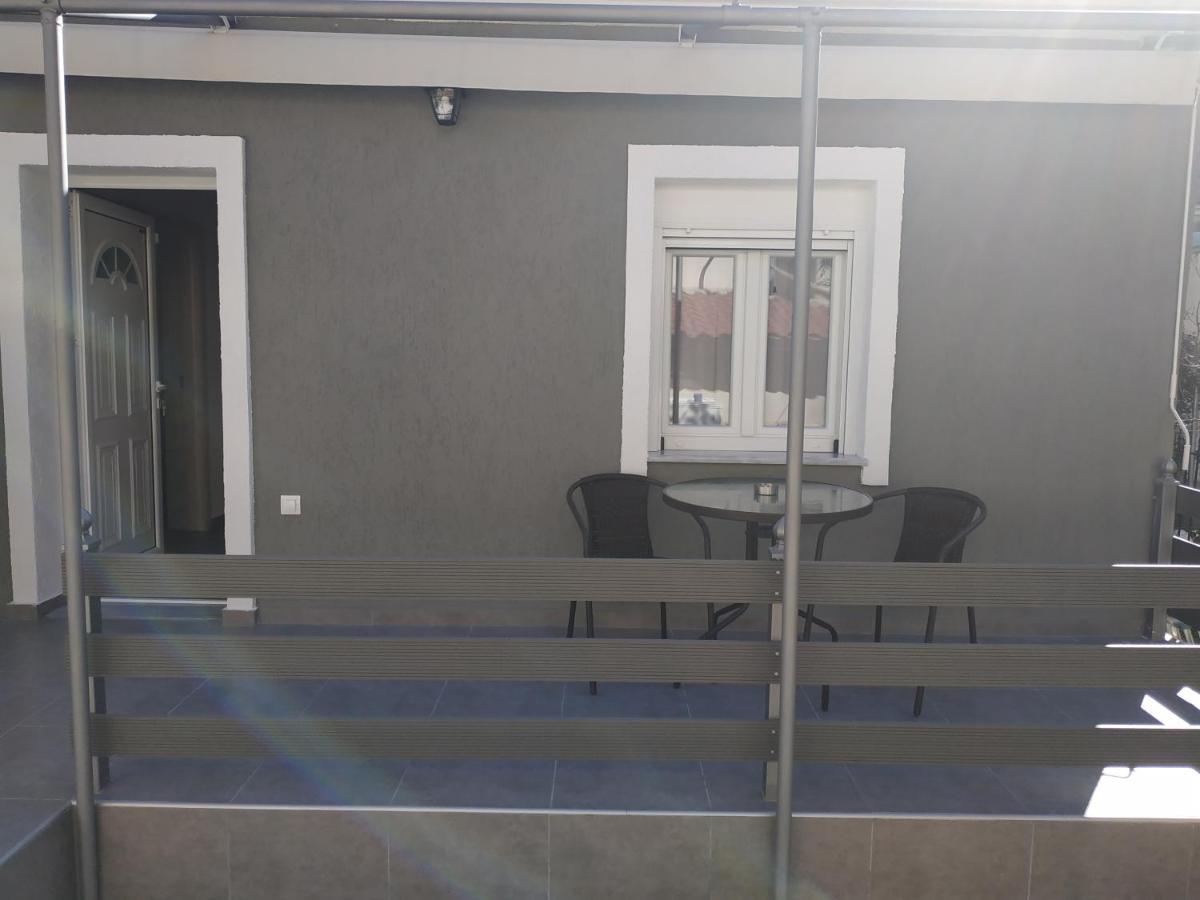 Agelikis' Apartments Nea Kallikrateia Dış mekan fotoğraf